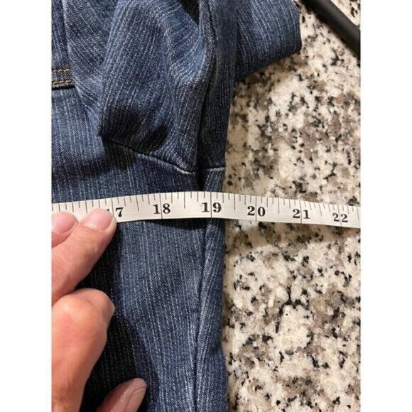 Zena Jeans Women’s M Y2K Blue Denim Belted Jean Jacket Snap Front Pockets - Picture 5 of 10